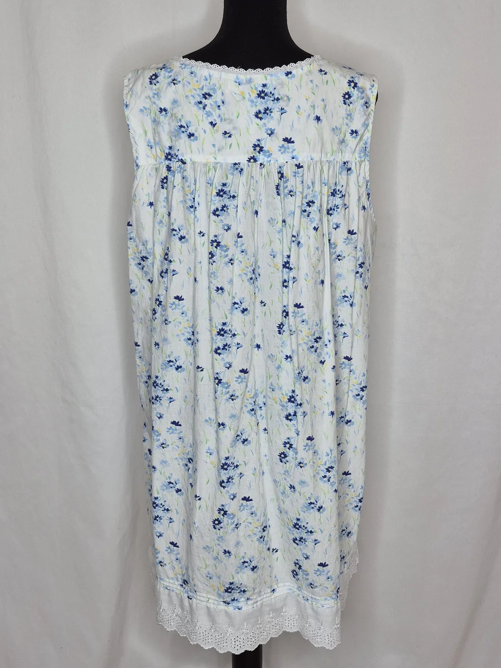 Eileen West "Ditsy" Floral Sleevelees Short Cotton Lawn Nightgown - Picture 4 of 12